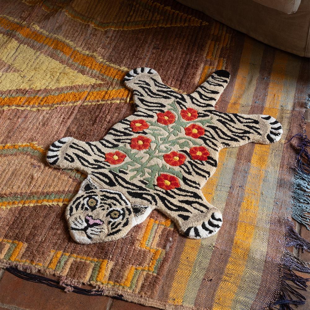 Floral White Tiger Small Rug by Doing Goods – Collyer's Mansion