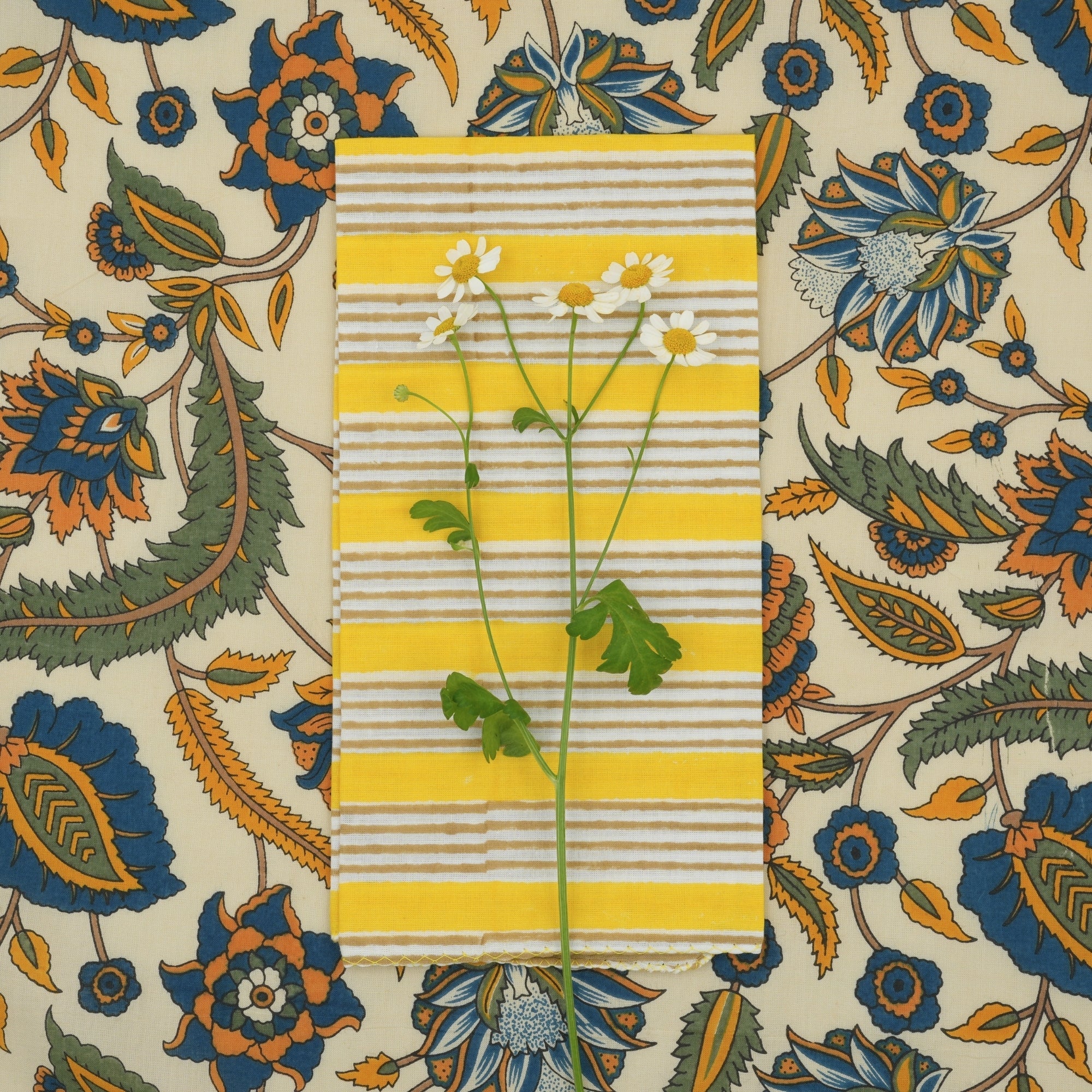 Alice Gold Napkins: Set of 4