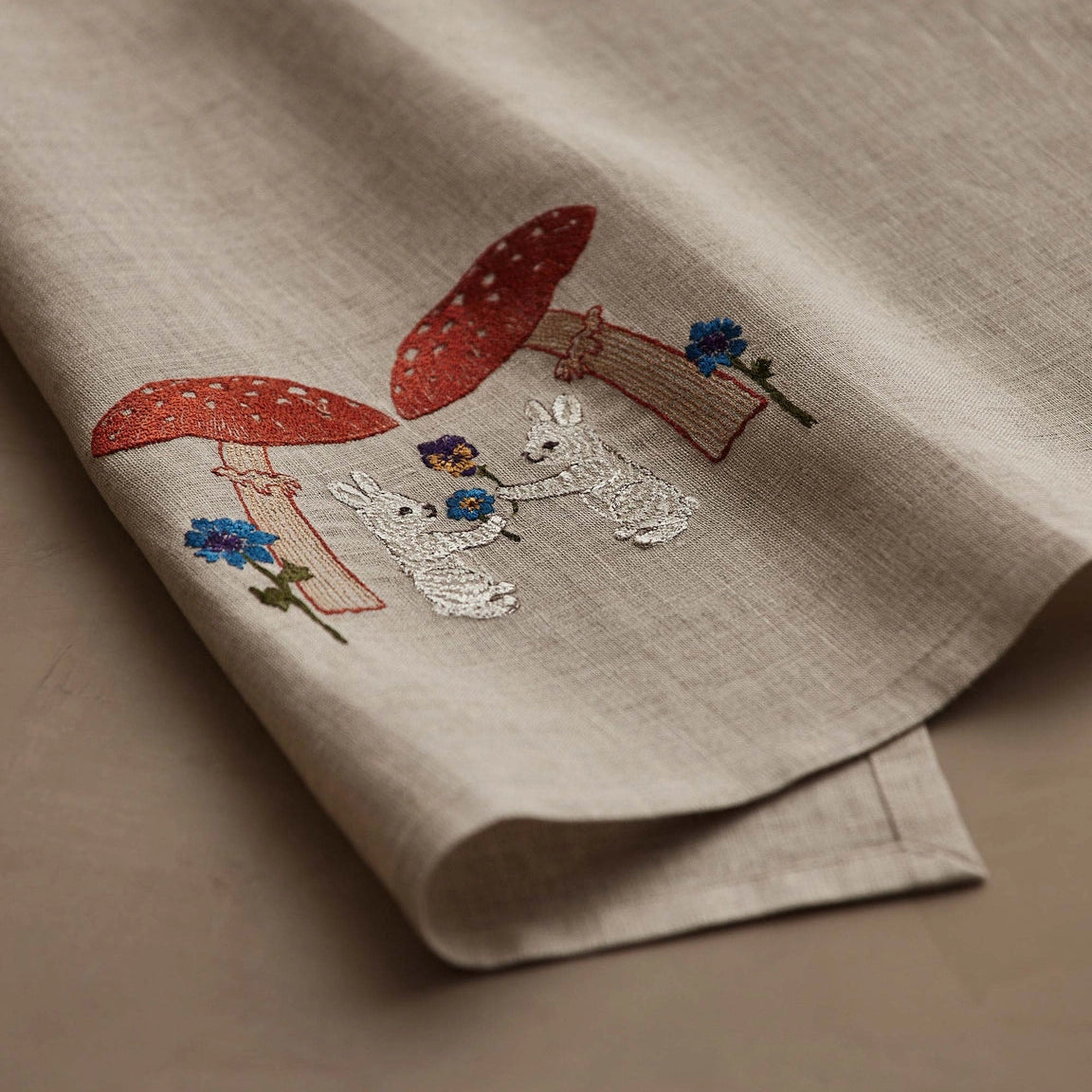Coral & Tusk Whale Love Tea Towel - Thumbnail 4
