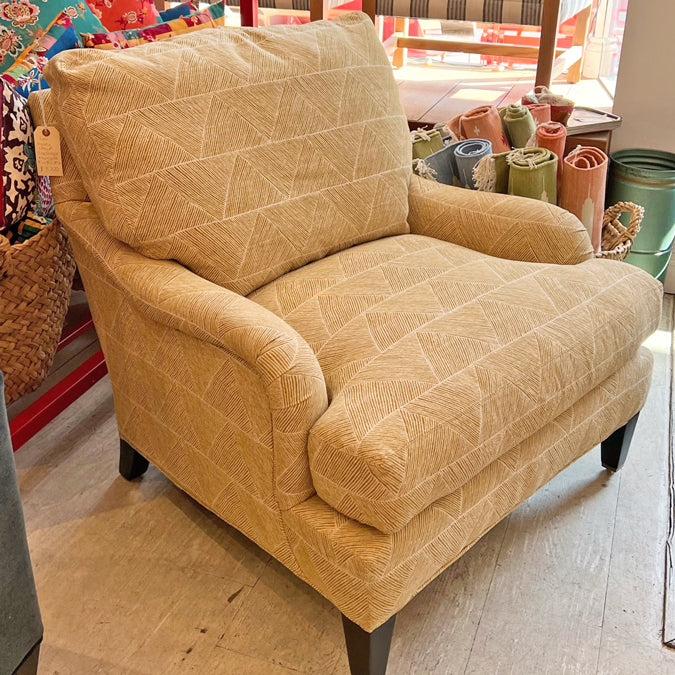 Henry Chair in Macgregor Marigold