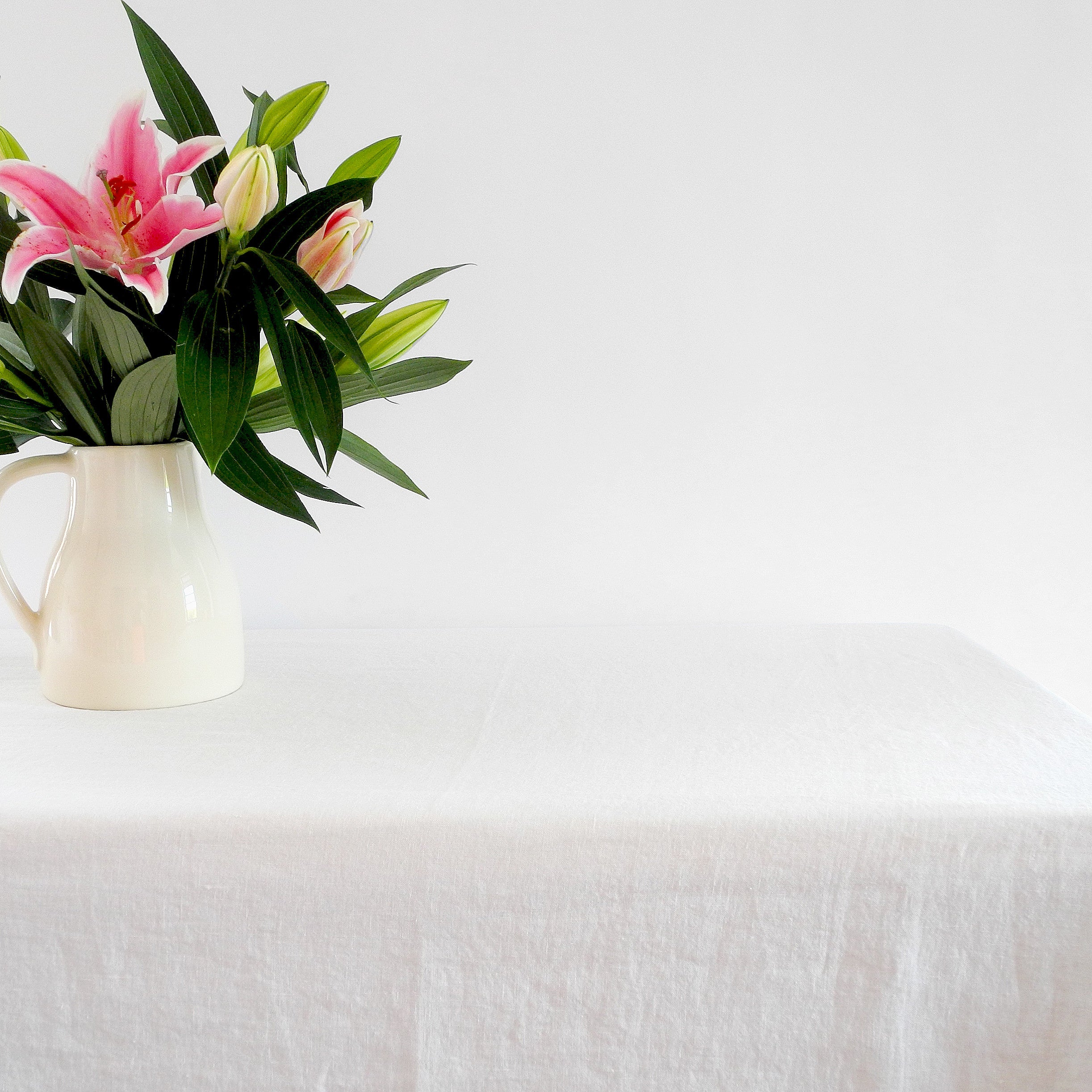 Linen Tablecloth, off white, Tablecloth, Linge Particulier, Collyer's Mansion - Collyer's Mansion