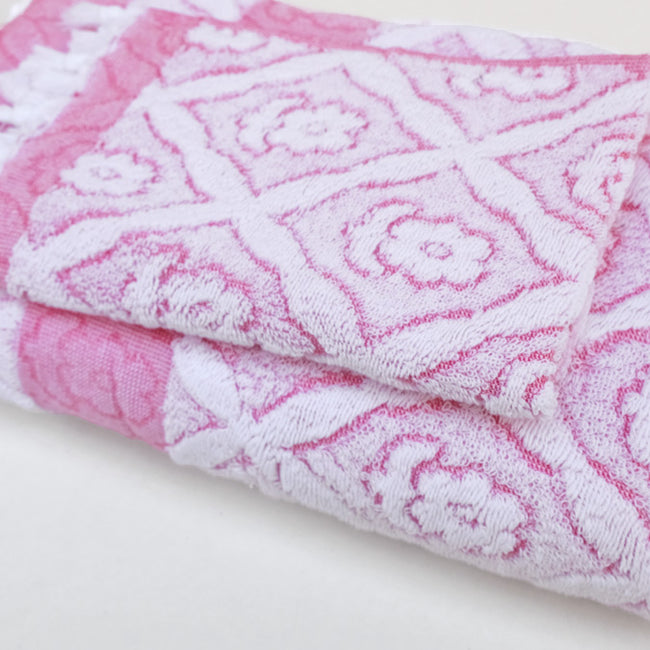 Flower Hand Towel, ruby red