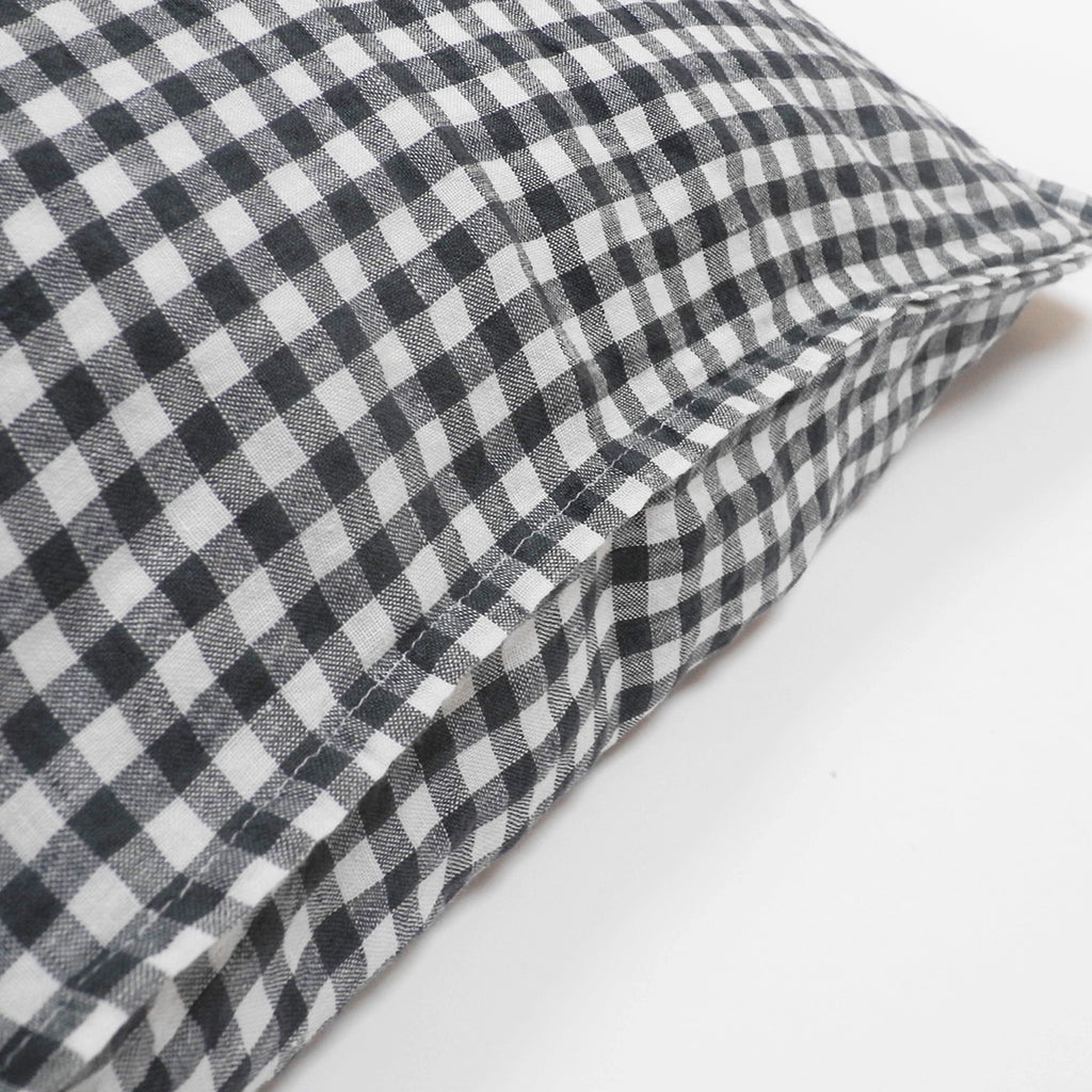Linge Particulier Anthracite Gingham Standard Linen Pillowcase Sham for a colorful linen bedding look in dark check gingham - Collyer&#39;s Mansion