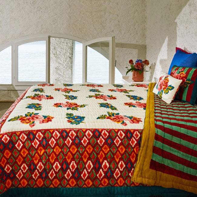 Lisa Bouquet Cream Quilt, queen/king